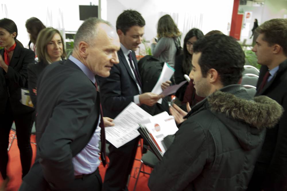 Christophe Cuvillier, président du directoire d'Unibail-Rodamco à la rencontre des jeunes diplômés au Forum des métiers de l'immobilier 2016